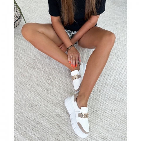 Biało-beżowe wsuwane sneakersy 295C