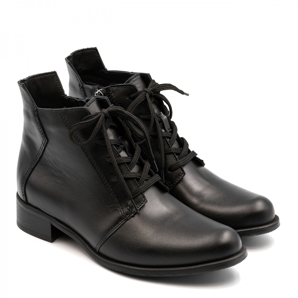 Czarne skórzane botki do kostki 7SM8034A