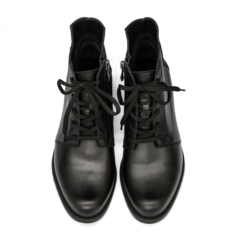 Czarne skórzane botki do kostki 7SM8034A