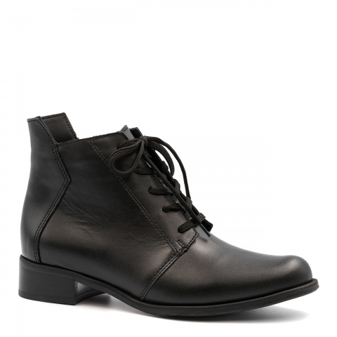 Czarne skórzane sztyblety do kostki 7SM8034A