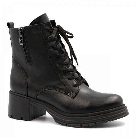 Czarne skórzane botki na grubym spodzie 7SM8009A