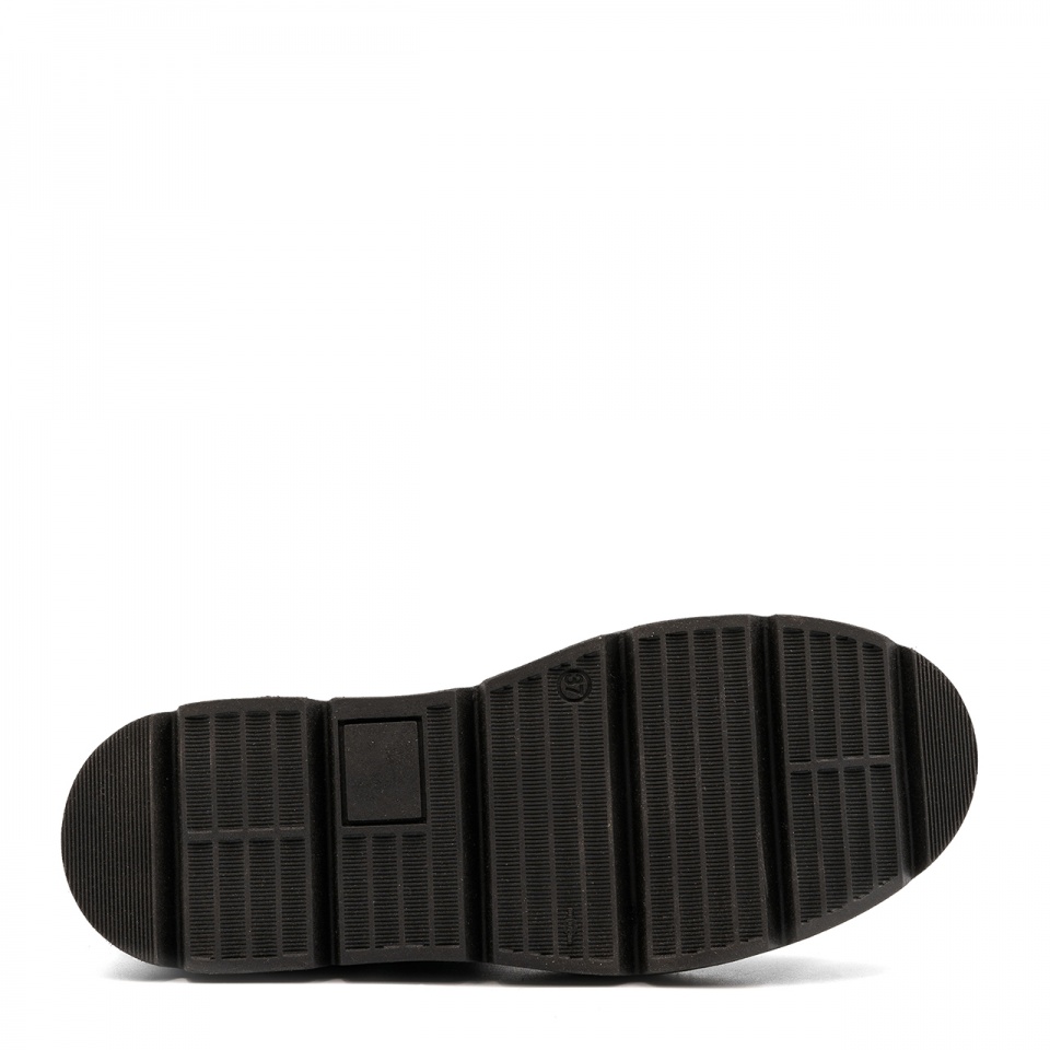 Czarne welurowe sportowe botki 7SM6336A