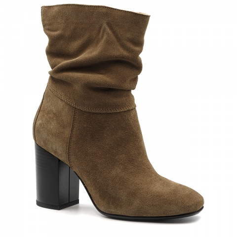 Koniakowe botki z marszczoną cholewką 7SM4145A