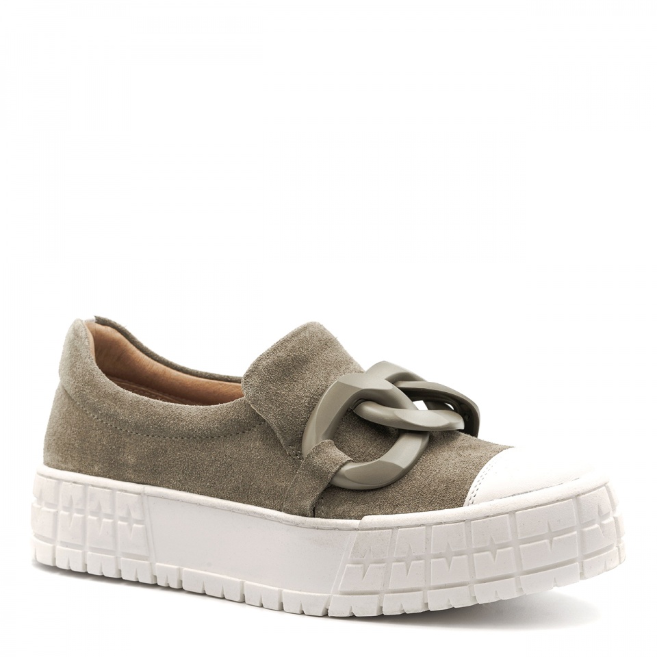 Kawowe sneakersy z łańcuchem 243F