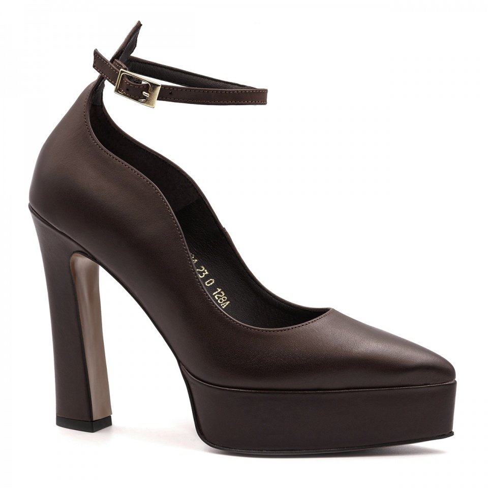 Brązowe skórzane czółenka na platformie 128A Brązowe skórzane czółenka na platformie 128A