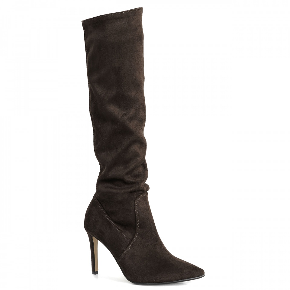 Brązowe kozaki na szpilce 107K