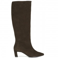 Czekoladowe welurowe kozaki na niskim obcasie 210K