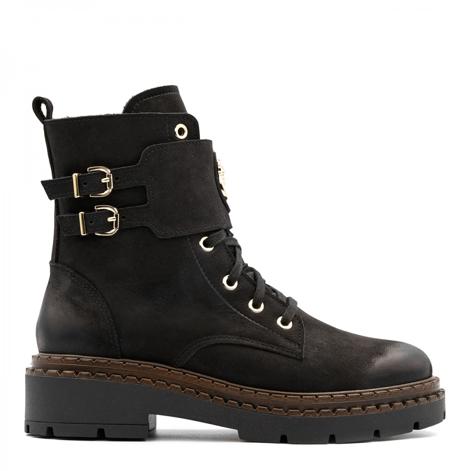 Czarne nubukowe botki z klamrami 289B