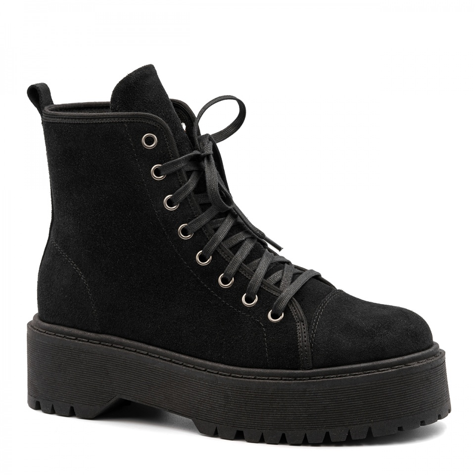 Czarne welurowe wiązane workery 246F