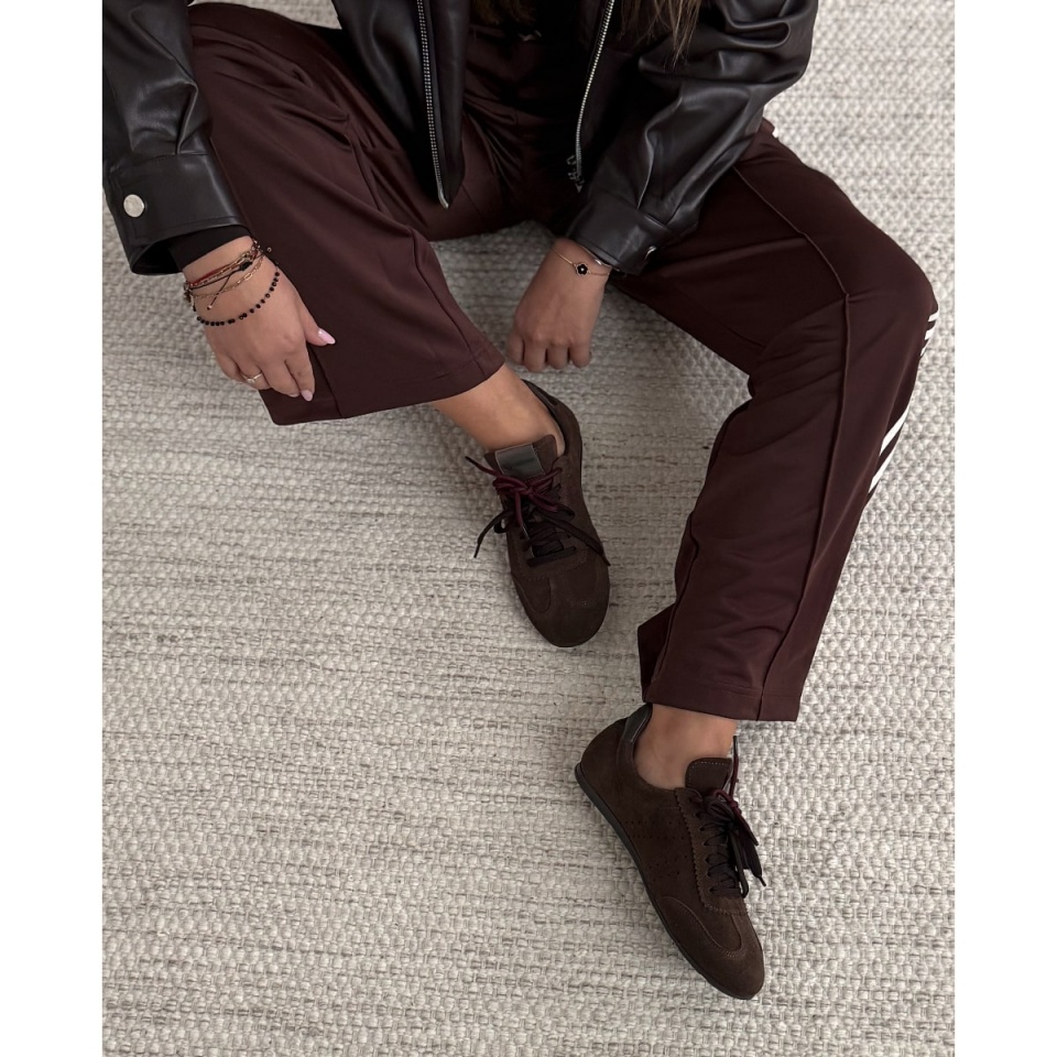 Czekoladowe welurowe snakersy 291A