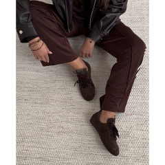 Czekoladowe welurowe snakersy 291A