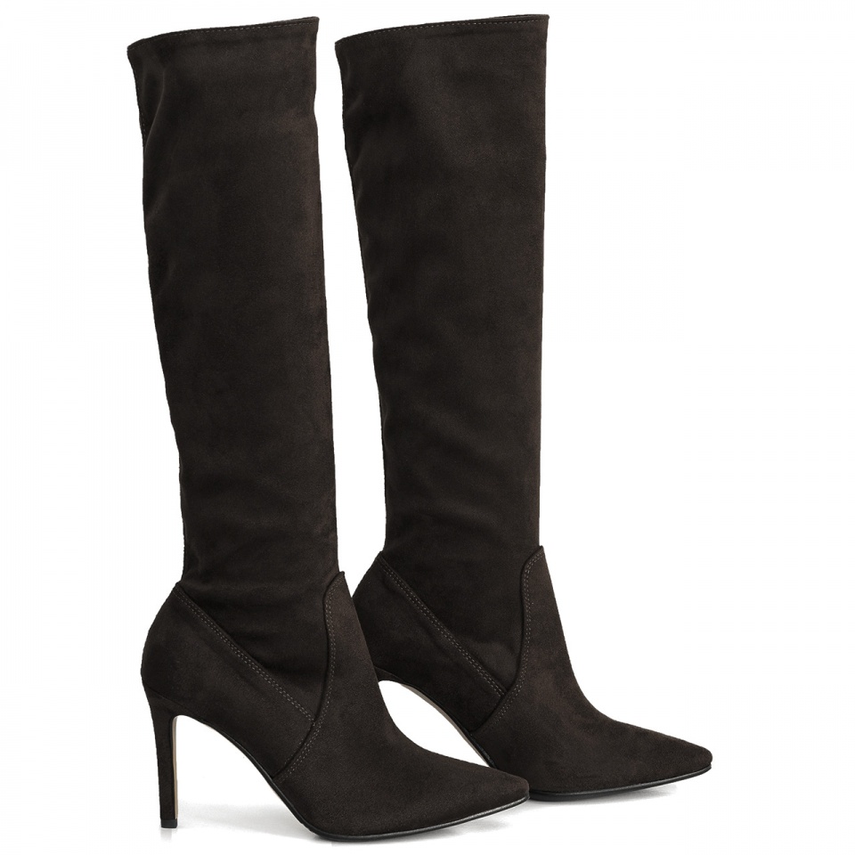 Brązowe kozaki na szpilce 107K