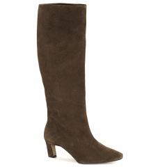 Czekoladowe welurowe na niskim obcasie 282K