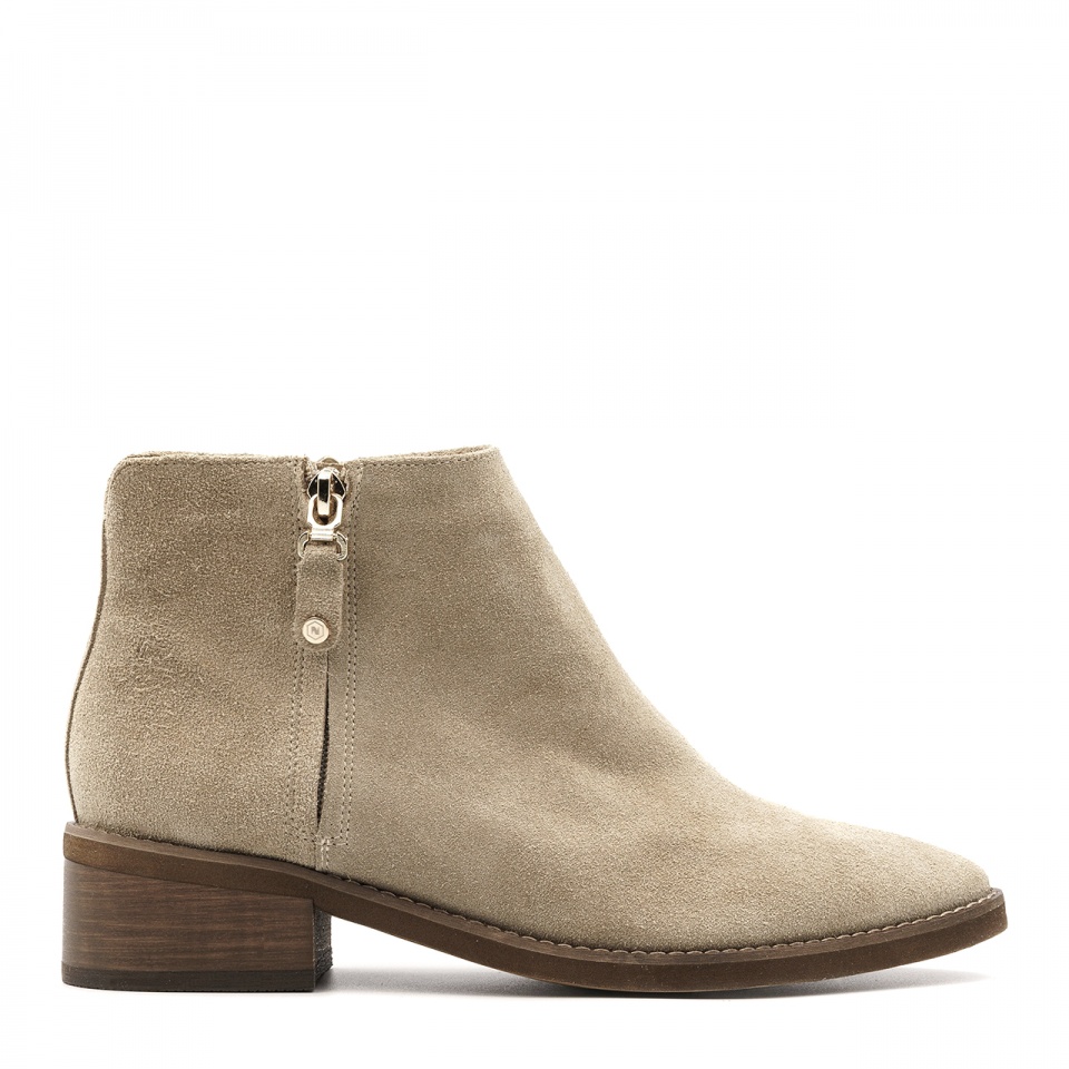 Beżowe welurowe botki 219B