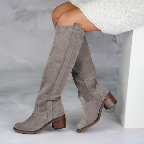 Kawowe welurowe kozaki na klocku 274F