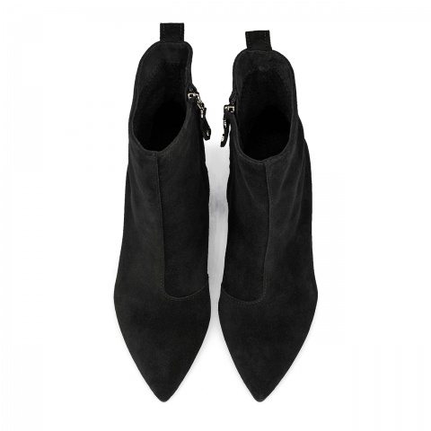 Czarne welurowe botki na koturnie z zamkiem 303G