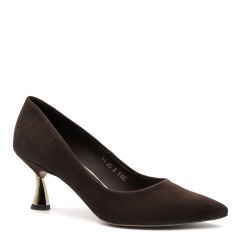 Czekoladowe czółenka na złotym obcasie 118C