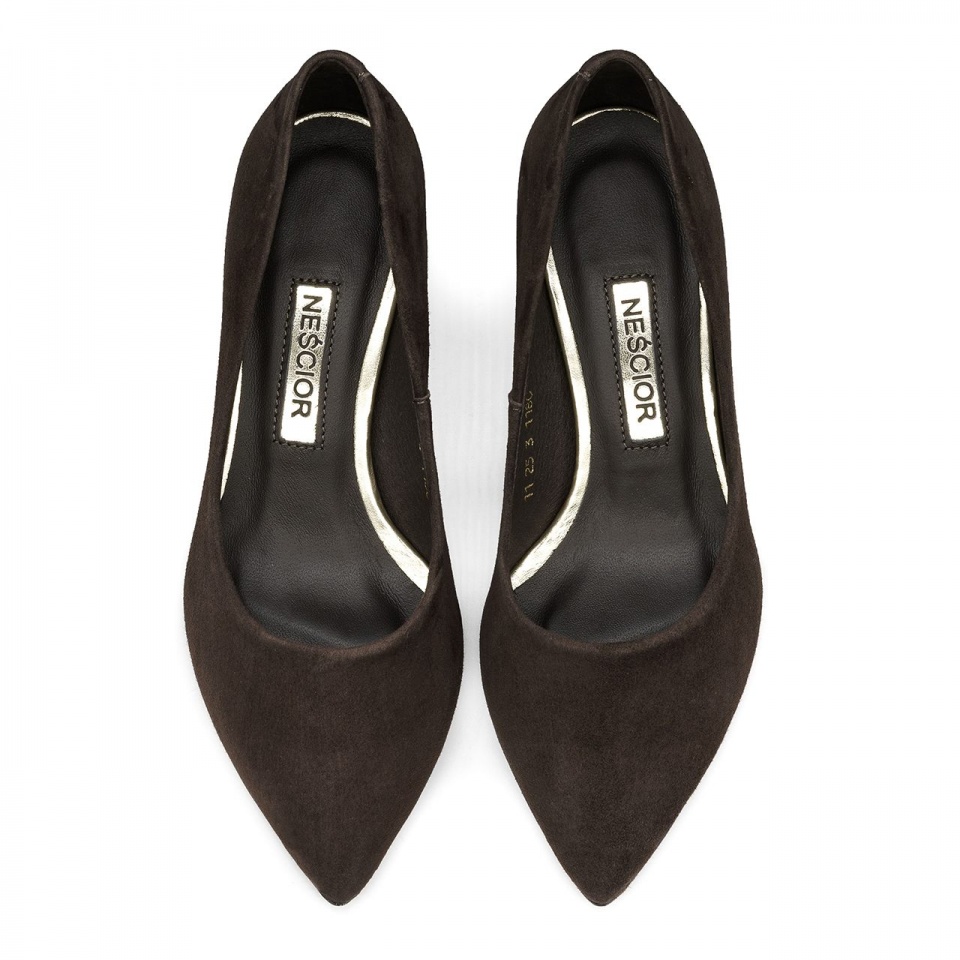 Czekoladowe czółenka na złotym obcasie 118C