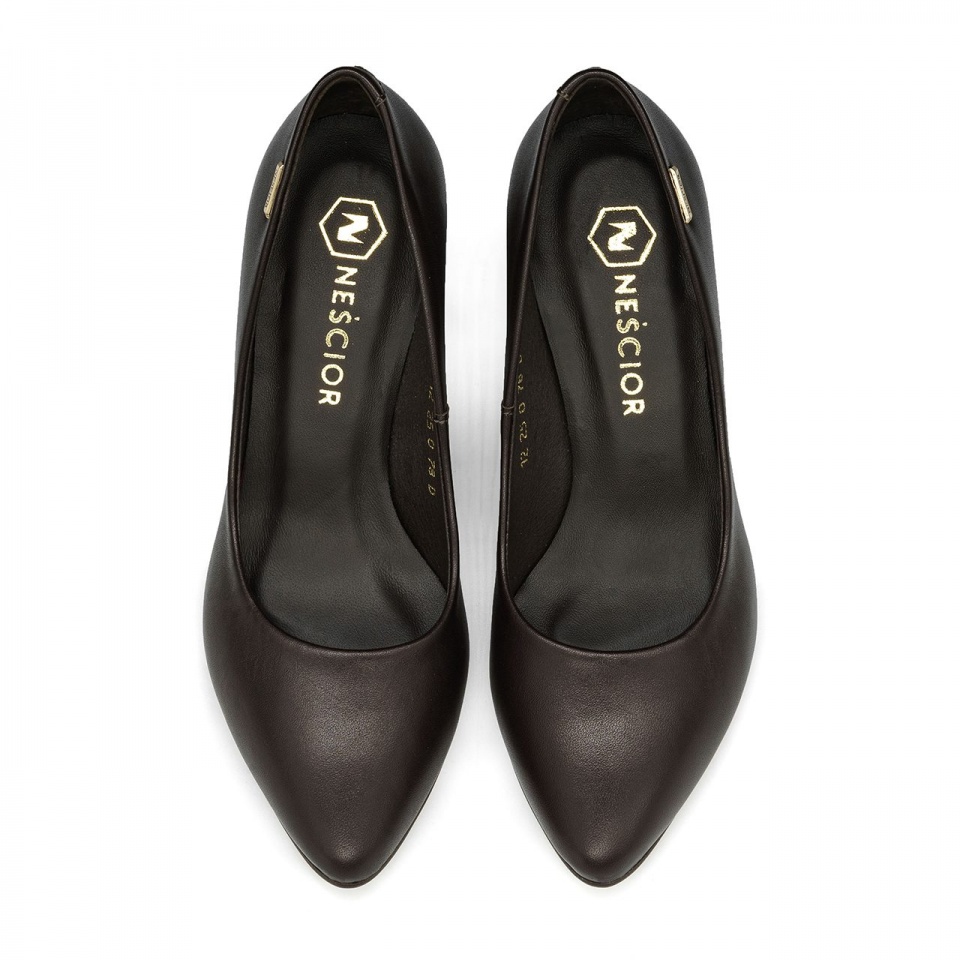 Czekoladowe czółenka na niskim słupku 78D1