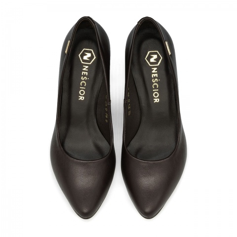 Czekoladowe czółenka na niskim słupku 78D1