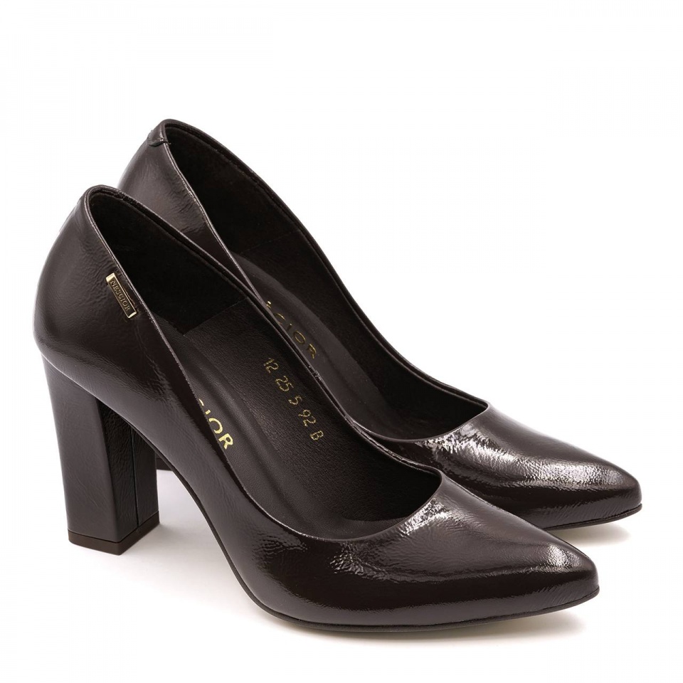 Brązowe lakierowane czółenka na wysokim słupku 92B