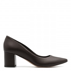 Czekoladowe czółenka na niskim słupku 110C