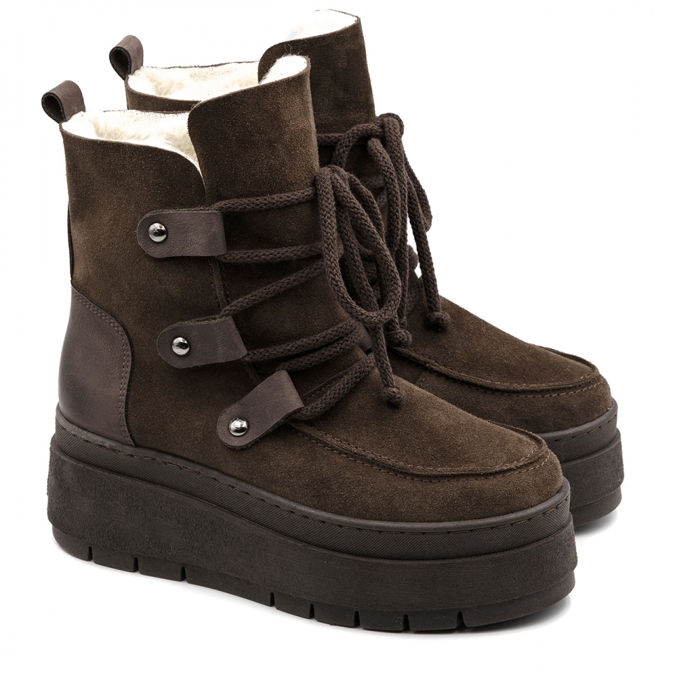 Brązowe wiązane botki na platformie sohimmo 280E