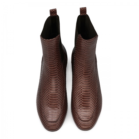 Brązowe sk&oacute;rzane wężowe botki 5AD28914622Z