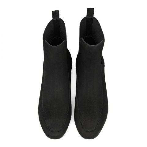 Czarne zamszowe botki 5AD28914622Z