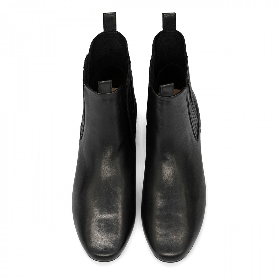 Czarne skórzane sztyblety z gumą 5AD28915025Z