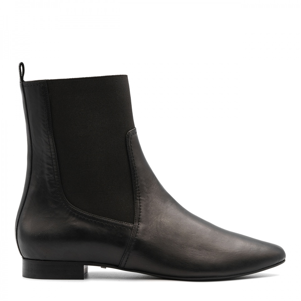 Czarne skórzane botki z gumą 5AD28915125Z