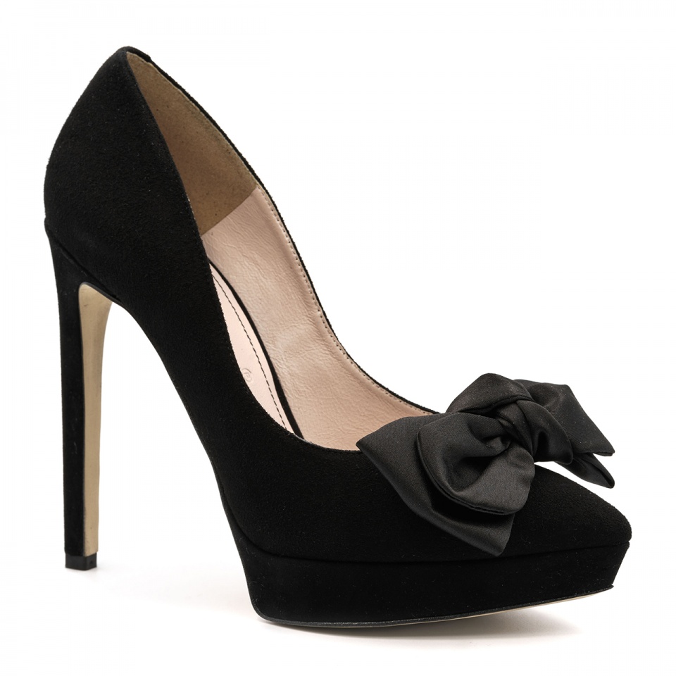 Czarne czółenka na platformie 5ADB85611125L