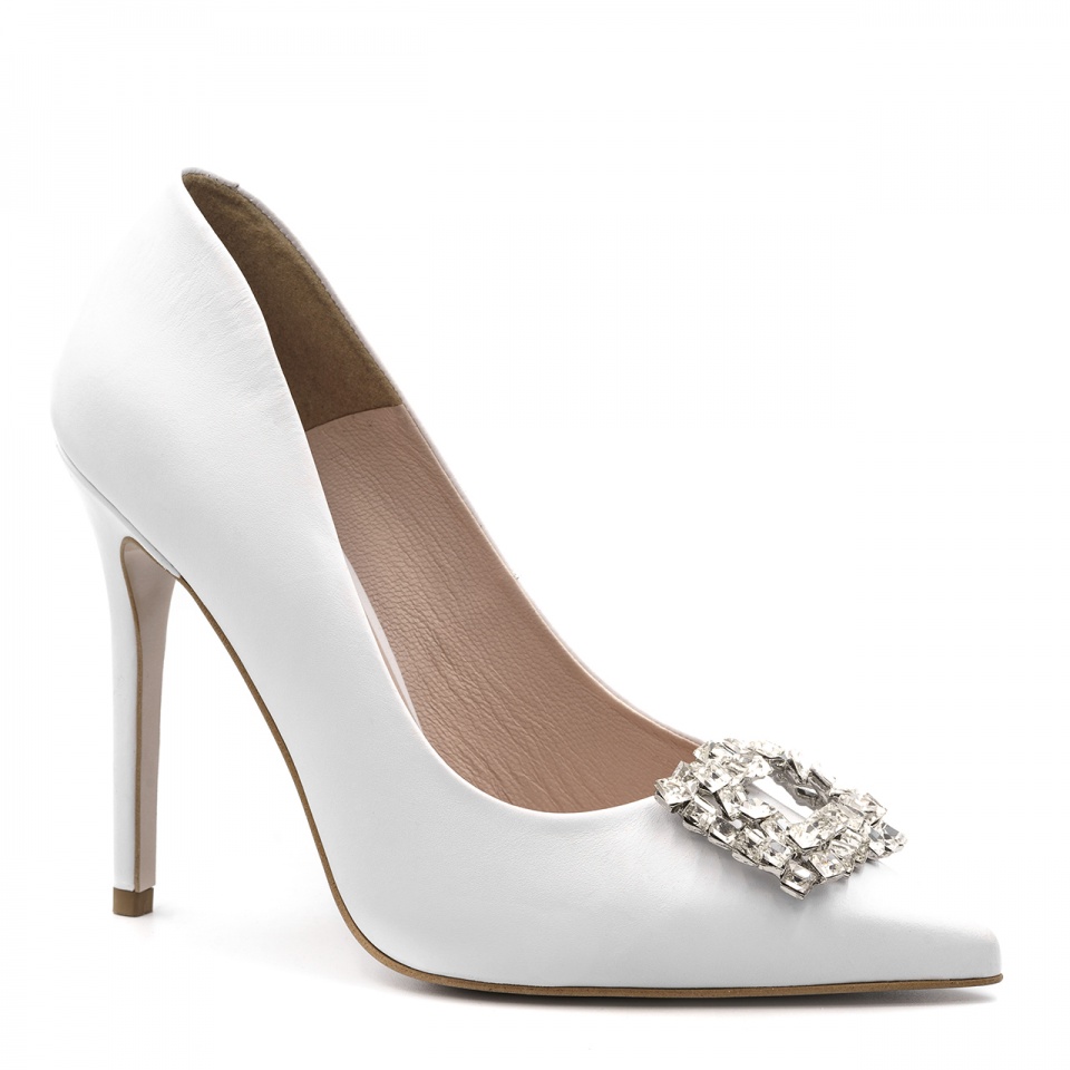 Białe czółenka z kryształami 5AD01056324L