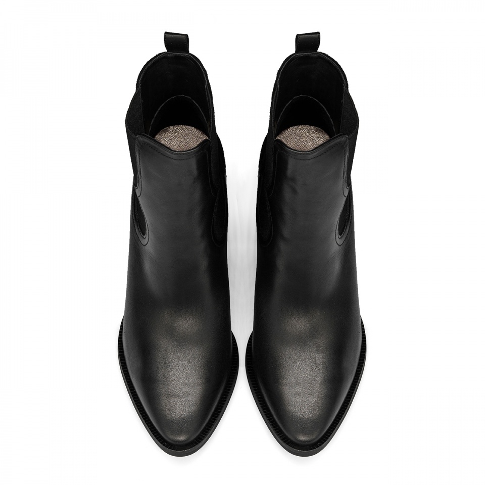 Czarne skórzane kowbojki 5ADD92731223Z