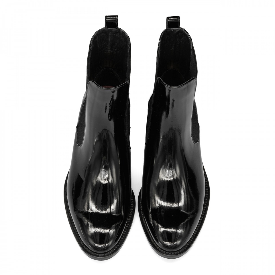 Czarne lakierowane sztyblety 5ADET922Z