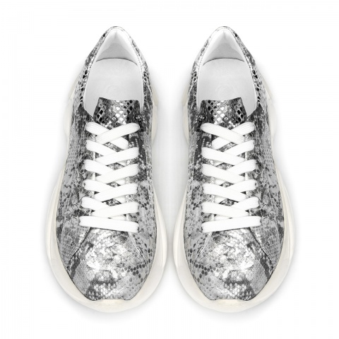 Srebrne sk&oacute;rzane sneakersy 5ADS52024L