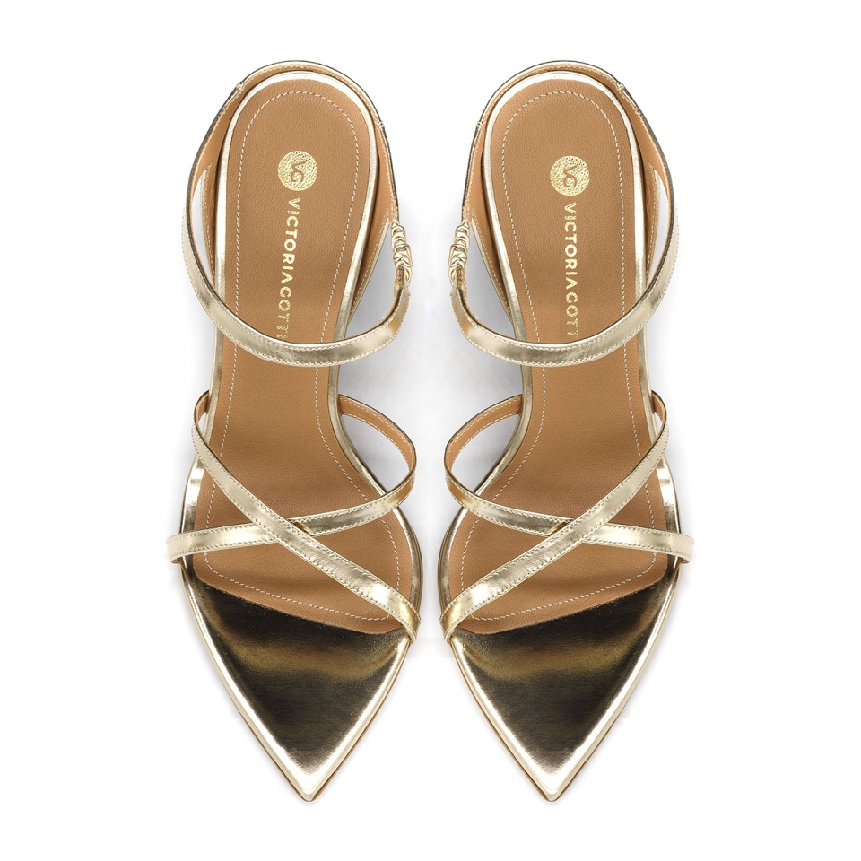 Złote skórzane klapki 5AD001812624L2