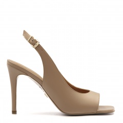 Beżowe skórzane sandały 5AD6936726L