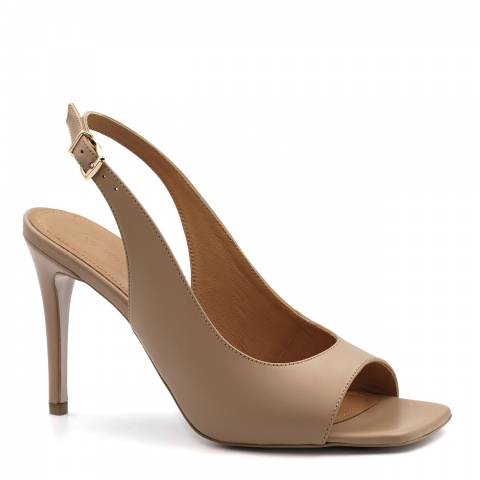 Beżowe skórzane sandały 5AD6936726L