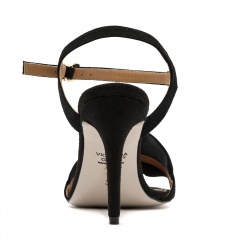 Zamszowe czarne sandały 5AD6936826L