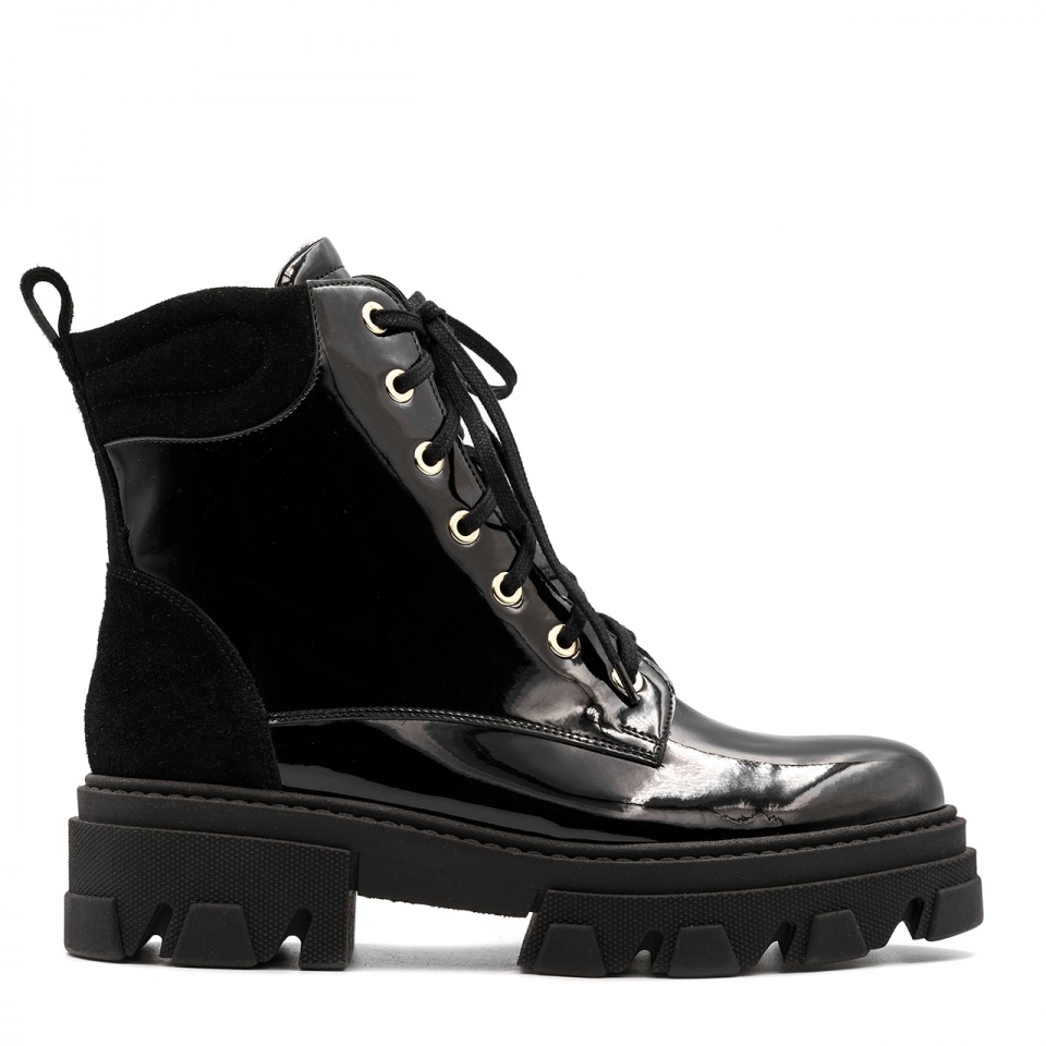 Czarne lakierowane botki 5ADVG82625Z