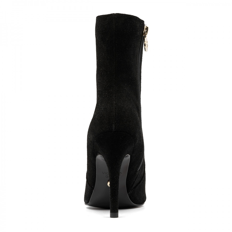 Czarne welurowe botki na szpilce 5ADD1772B1223Z