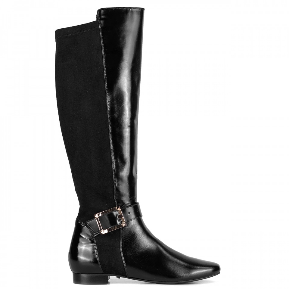 Czarne kozaki z klamrą 5AD28914018Z