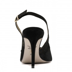 Czarne zamszowe czółenka 5AD00168826L