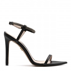 Czarne skórzane sandały 5AD001815124L2