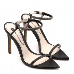 Czarne skórzane sandały 5AD001815124L2