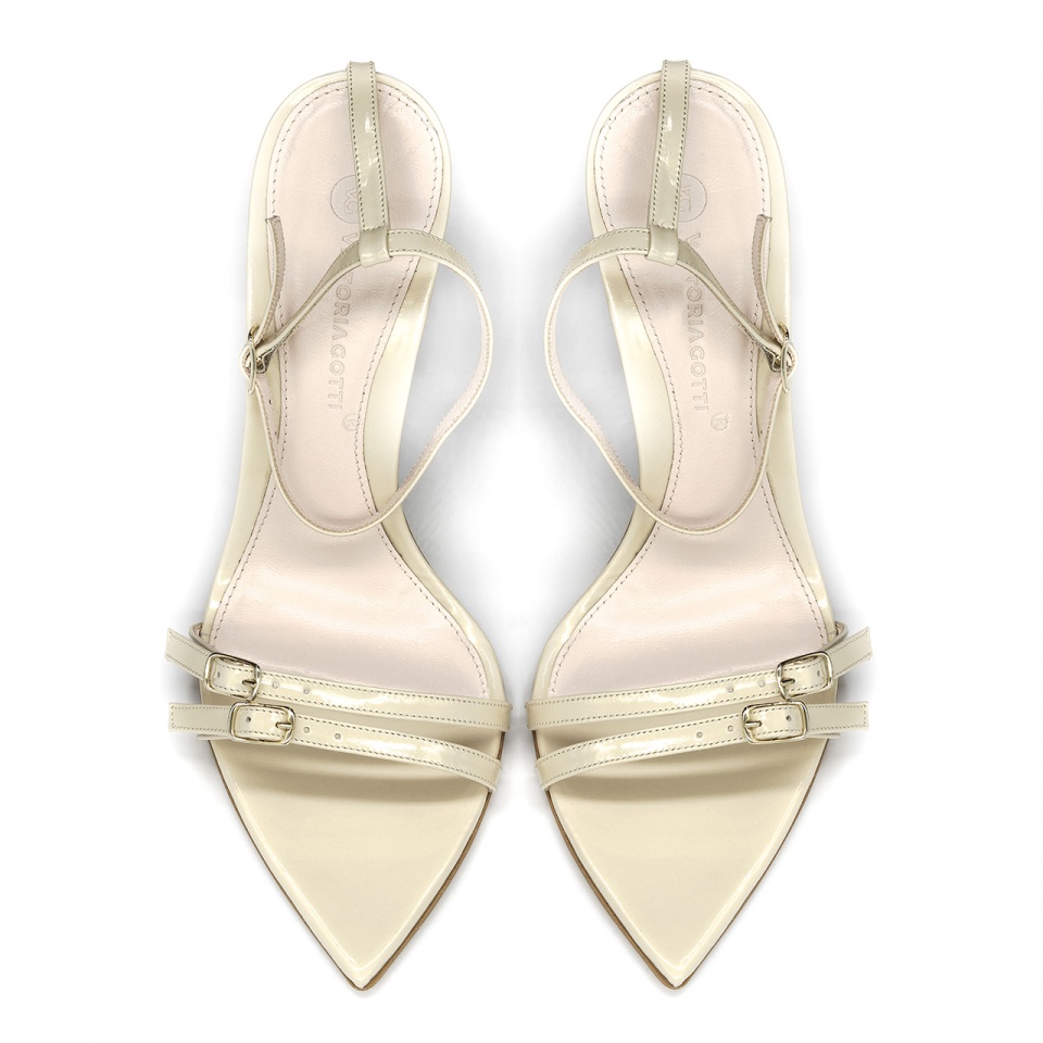 Ecru skórzane sandały 5AD001814024L