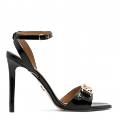 Czarne sandały z łańcuchem 5AD001813524L