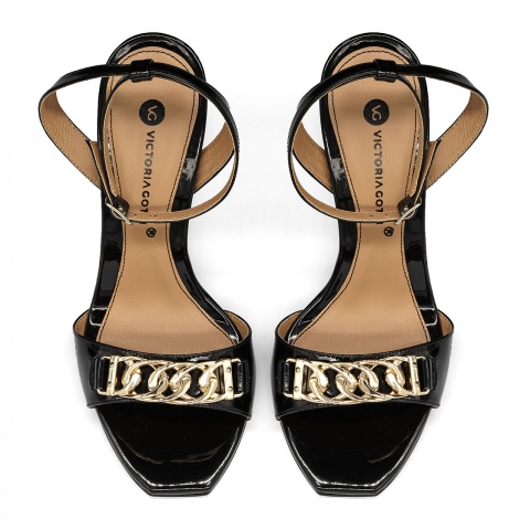 Czarne sandały z łańcuchem 5AD001813524L