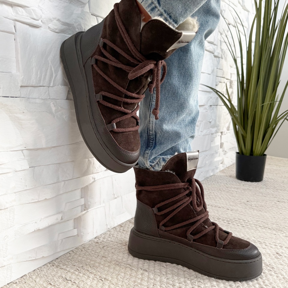 Ciemnobrązowe welurowe sznurowane botki 237S